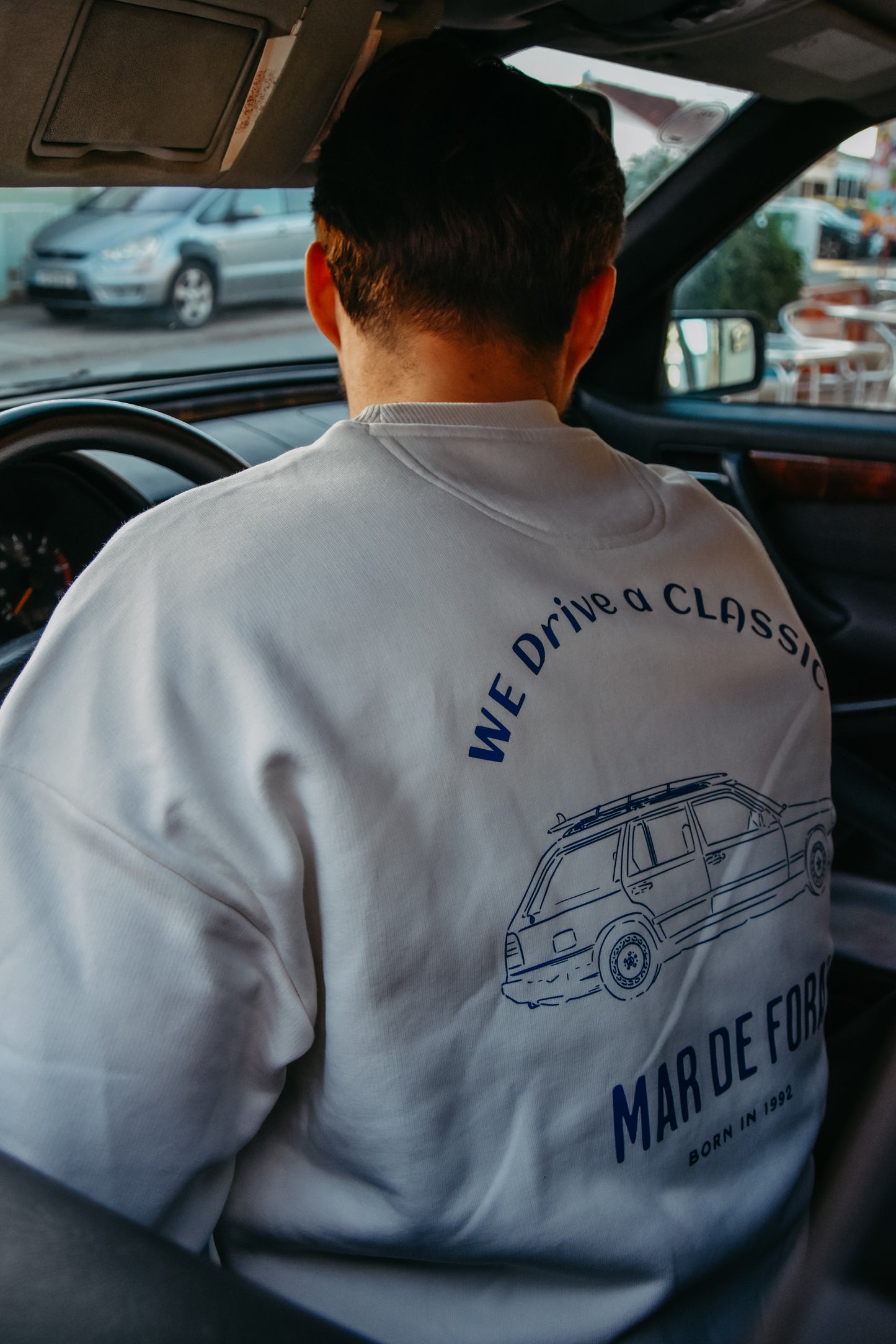 Mar De Fora We Drive a Classic Crew neck