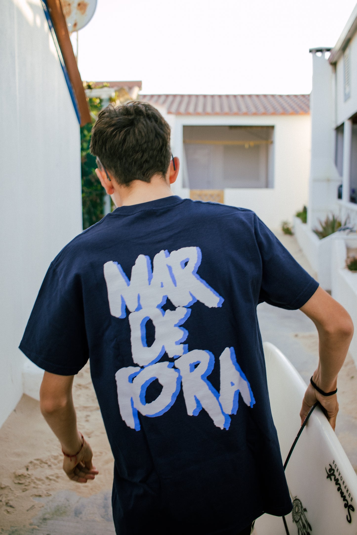 Tee Mar De Fora Classic Logo