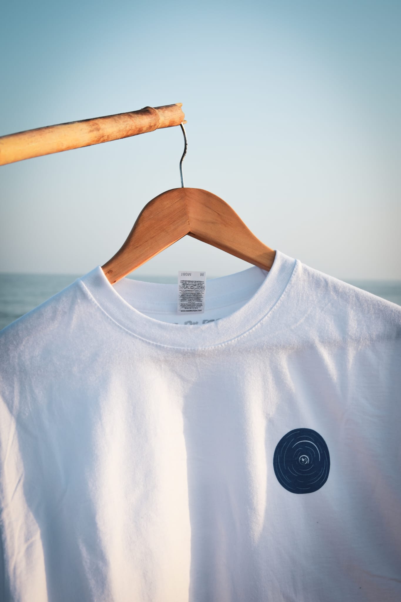T-Shirt Mar De Fora Broken Record